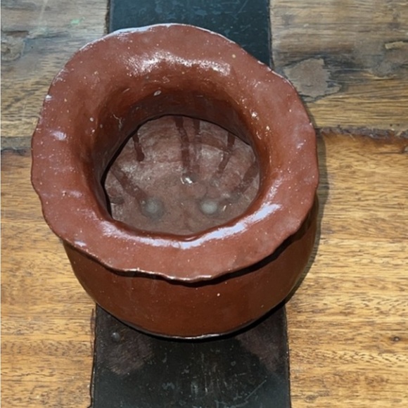 Brutalist looking clay vase - Picture 4 of 5